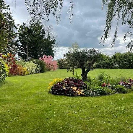 Prázdninový dům Magnifique Maison Au Coeur Du Perche Avec Piscine Chauffee, Sauna Et Hammam *