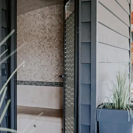 Magnifique Maison Au Coeur Du Perche Avec Piscine Chauffee, Sauna Et Hammam Prázdninový dům Grande Courbetiere