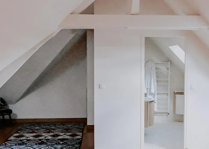 Hébergement de vacances Magnifique Maison Au Coeur Du Perche Avec Piscine Chauffée, Sauna Et Hammam *