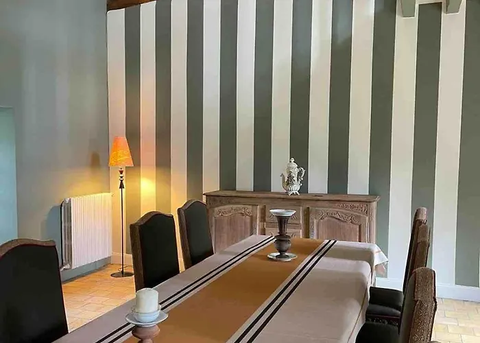 Magnifique Maison Au Coeur Du Perche Avec Piscine Chauffée, Sauna Et Hammam