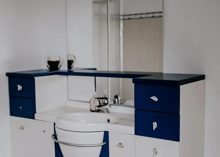 Hébergement de vacances Magnifique Maison Au Coeur Du Perche Avec Piscine Chauffée, Sauna Et Hammam