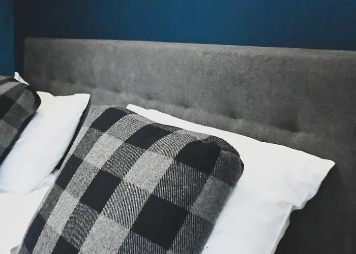 Magnifique Maison Au Coeur Du Perche Avec Piscine Chauffée, Sauna Et Hammam Hébergement de vacances *