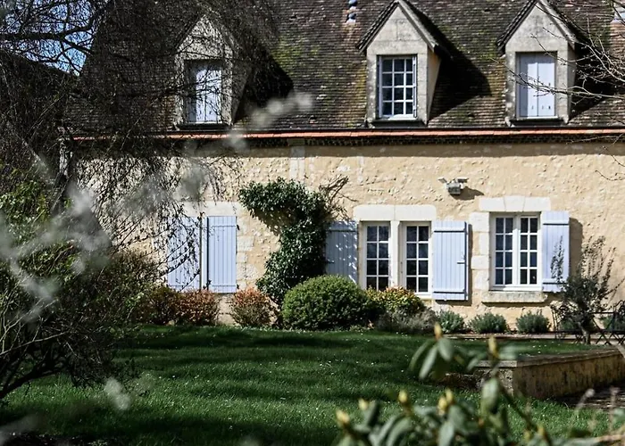 Hébergement de vacances Magnifique Maison Au Coeur Du Perche Avec Piscine Chauffée, Sauna Et Hammam *